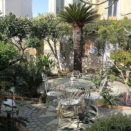 La Baronessa B&B Riposto Exteriör bild