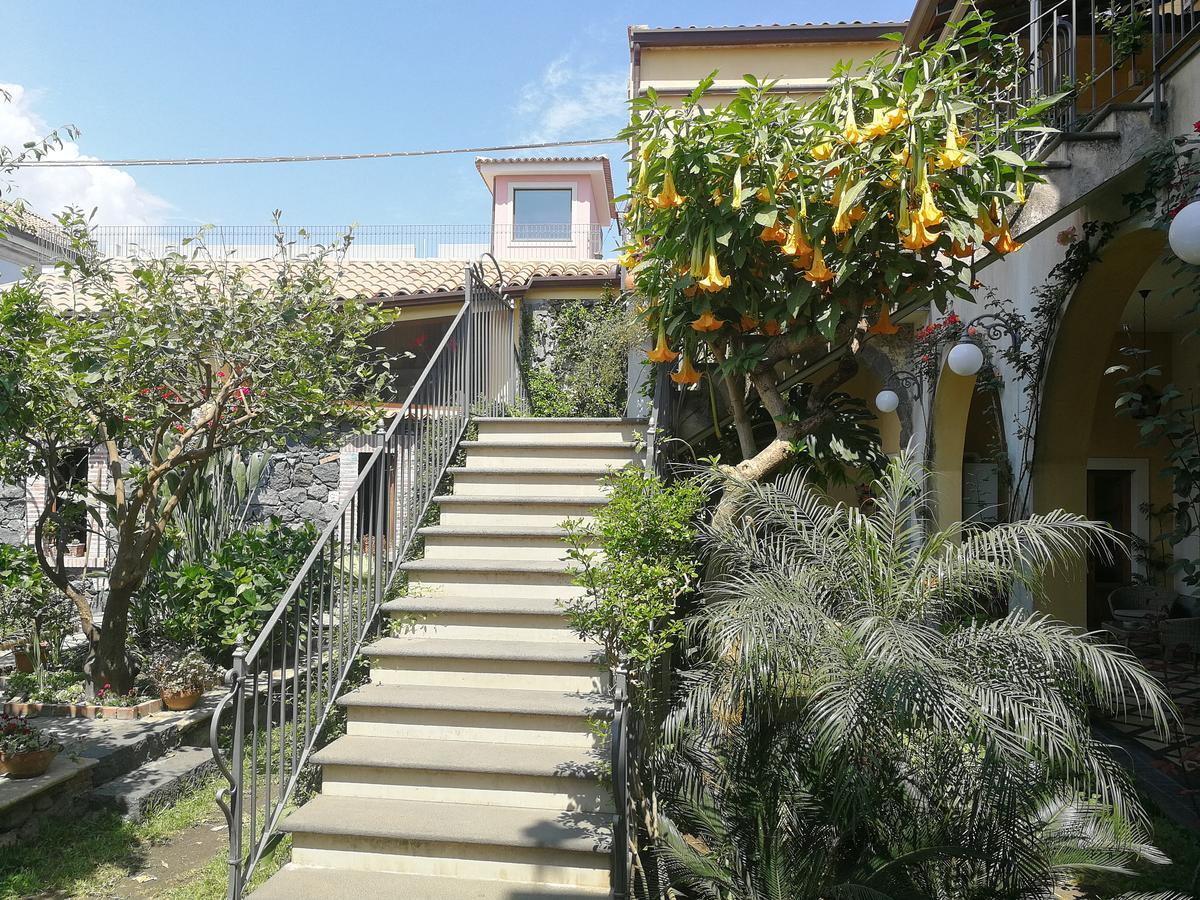 La Baronessa B&B Riposto Exteriör bild