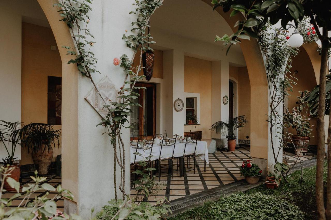 La Baronessa B&B Riposto Exteriör bild